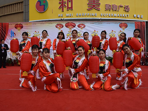 明星幼兒園，舞蹈《張燈結彩》